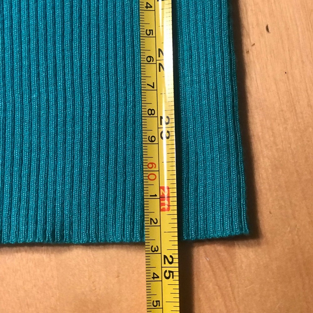 Sweater - Picture 5 of 8